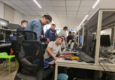 ����Chiplet����ȡ�ùؼ�ͻ�ƣ��׿����������UCIe��׼IP��������